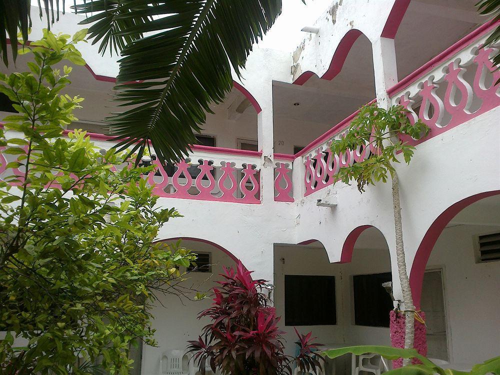 Hotel Los Arcos Holbox エクステリア 写真