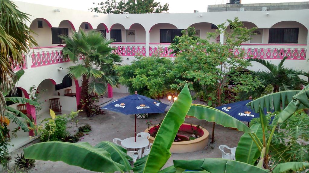 Hotel Los Arcos Holbox エクステリア 写真