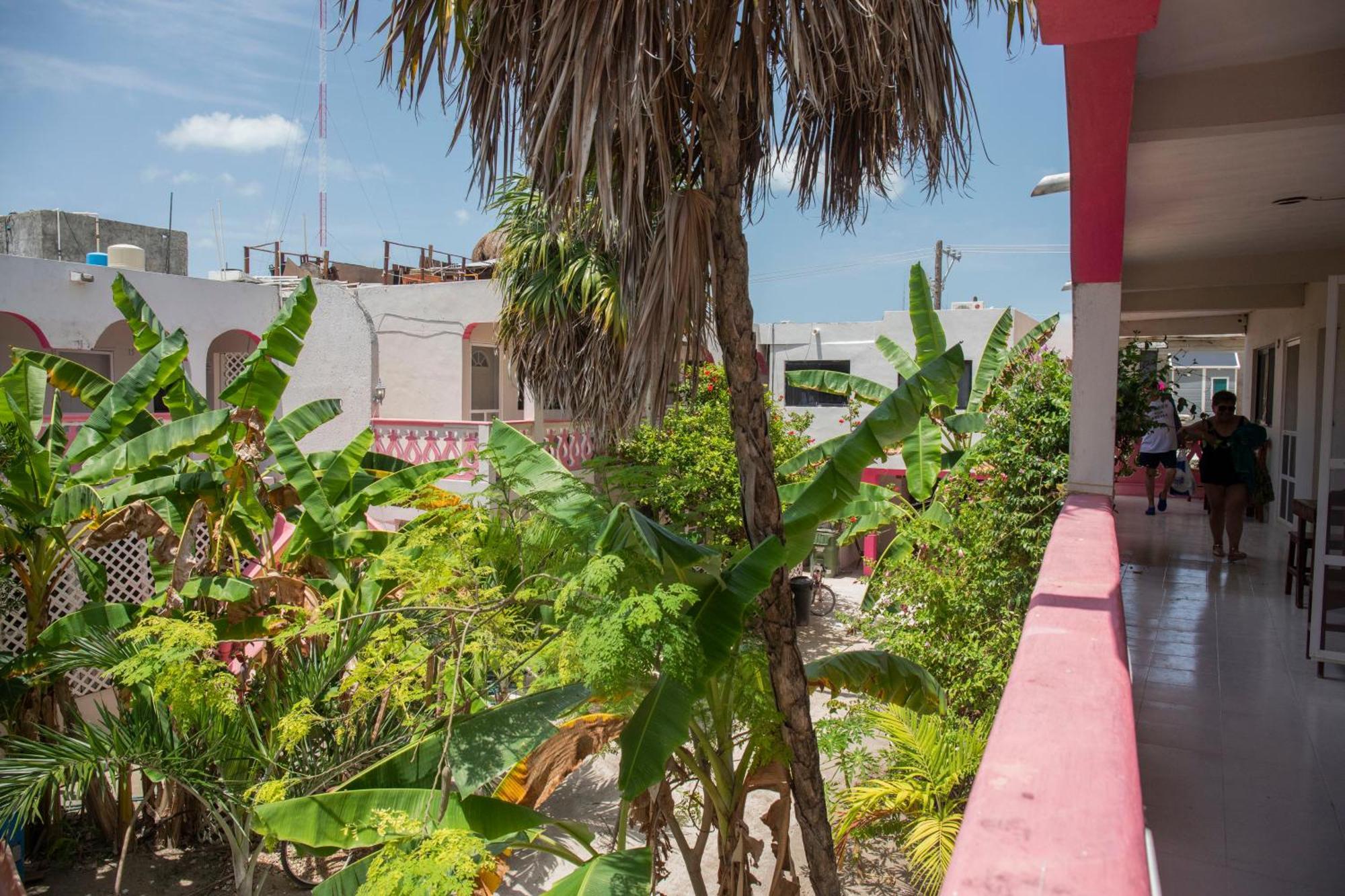 Hotel Los Arcos Holbox エクステリア 写真