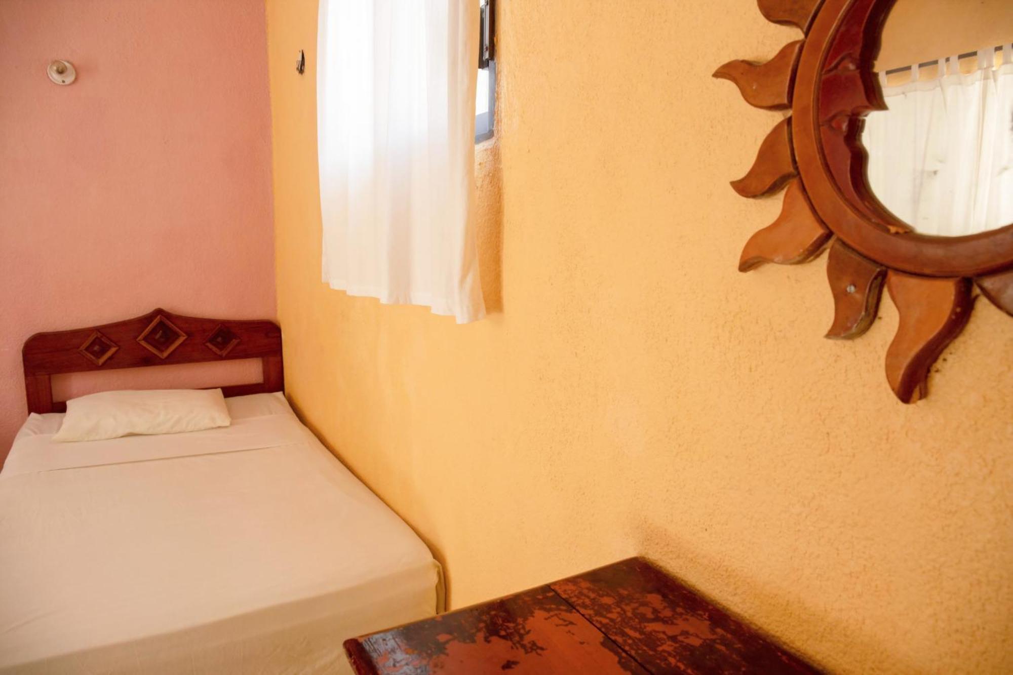 Hotel Los Arcos Holbox エクステリア 写真