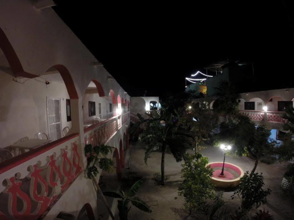 Hotel Los Arcos Holbox エクステリア 写真