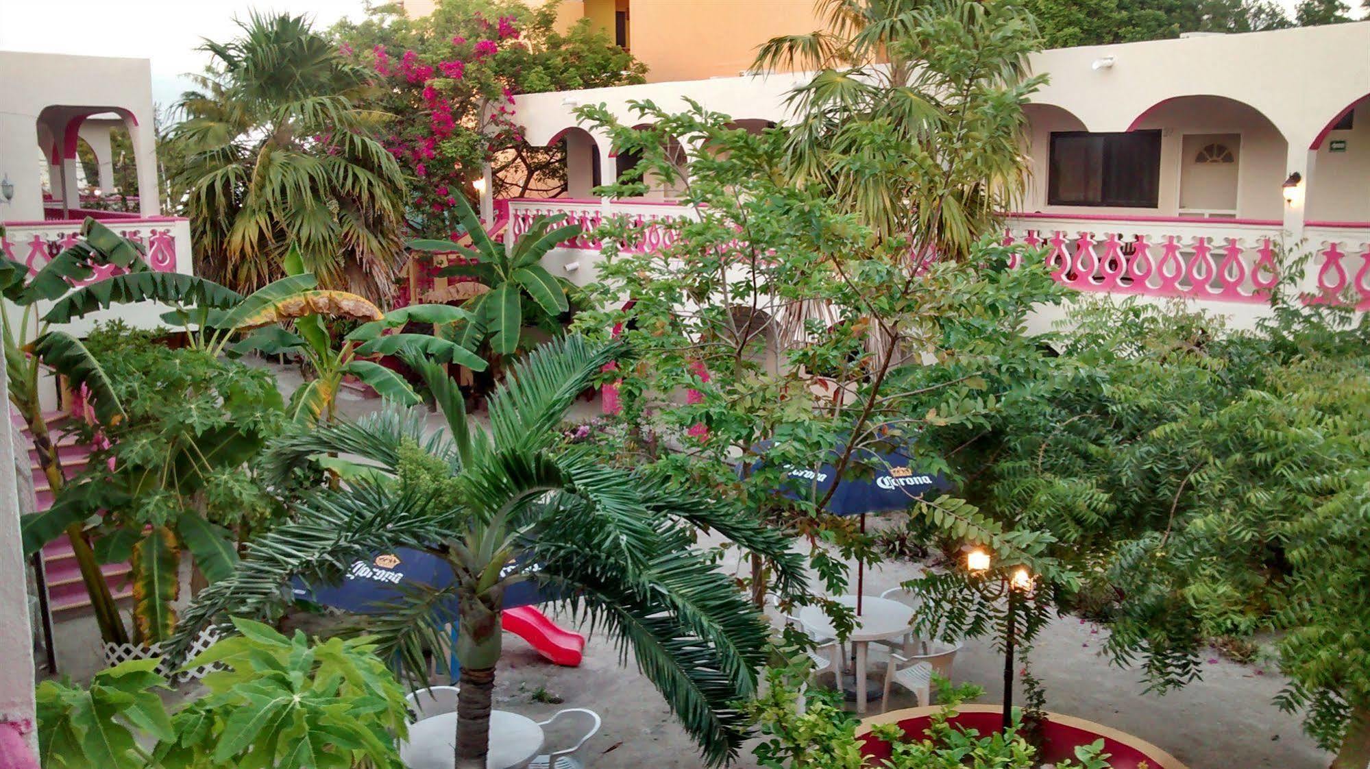 Hotel Los Arcos Holbox エクステリア 写真